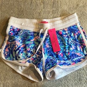 Lilly Pulitzer shorts - brand new with tag - size small